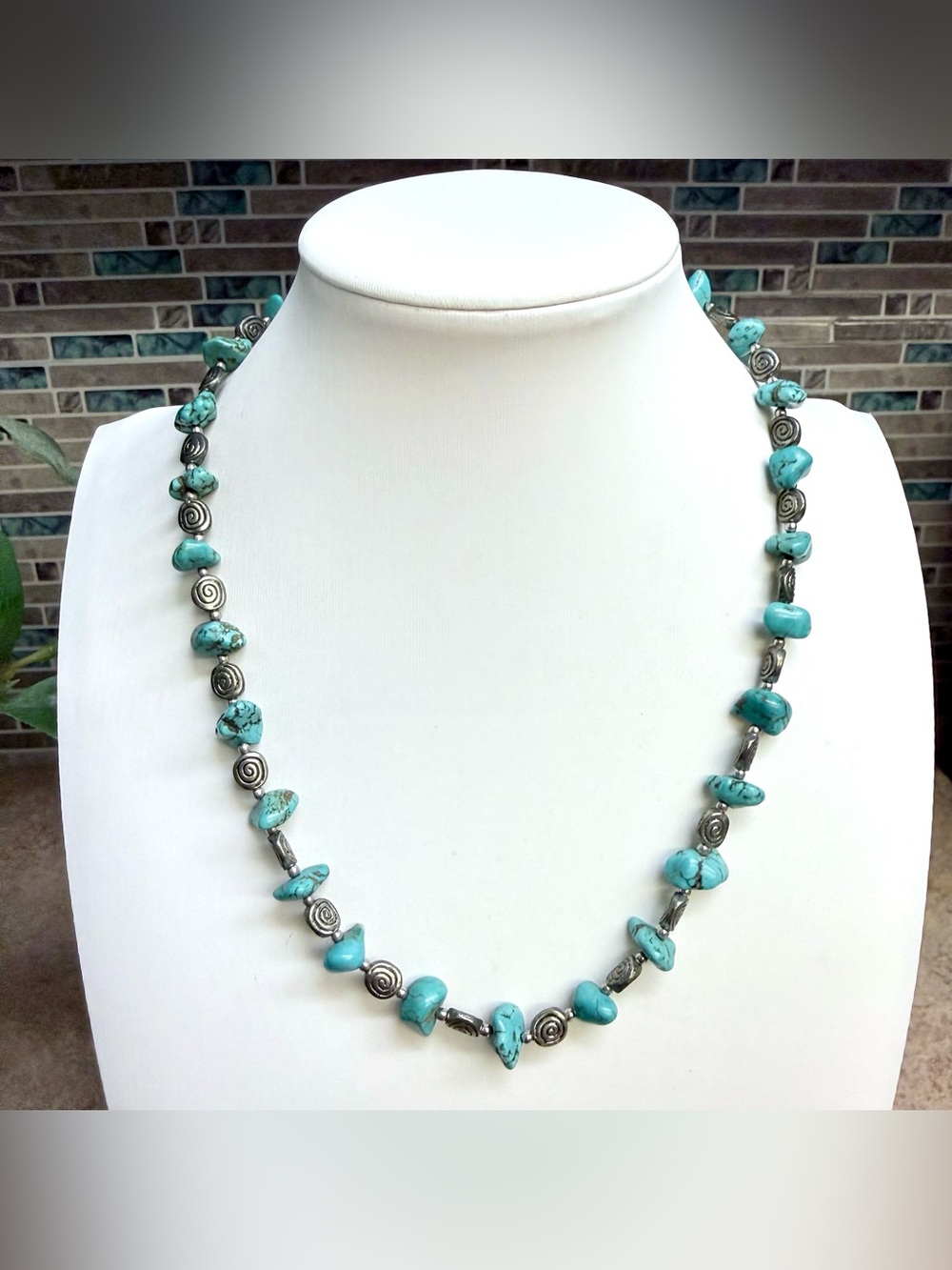 Vintage Southwestern Turquoise Nugget Necklace Beads Boho Statement